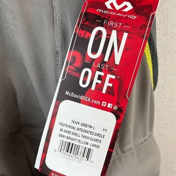 NWT McDavid Padded Football Shorts Size Youth L - Picture 6 of 9